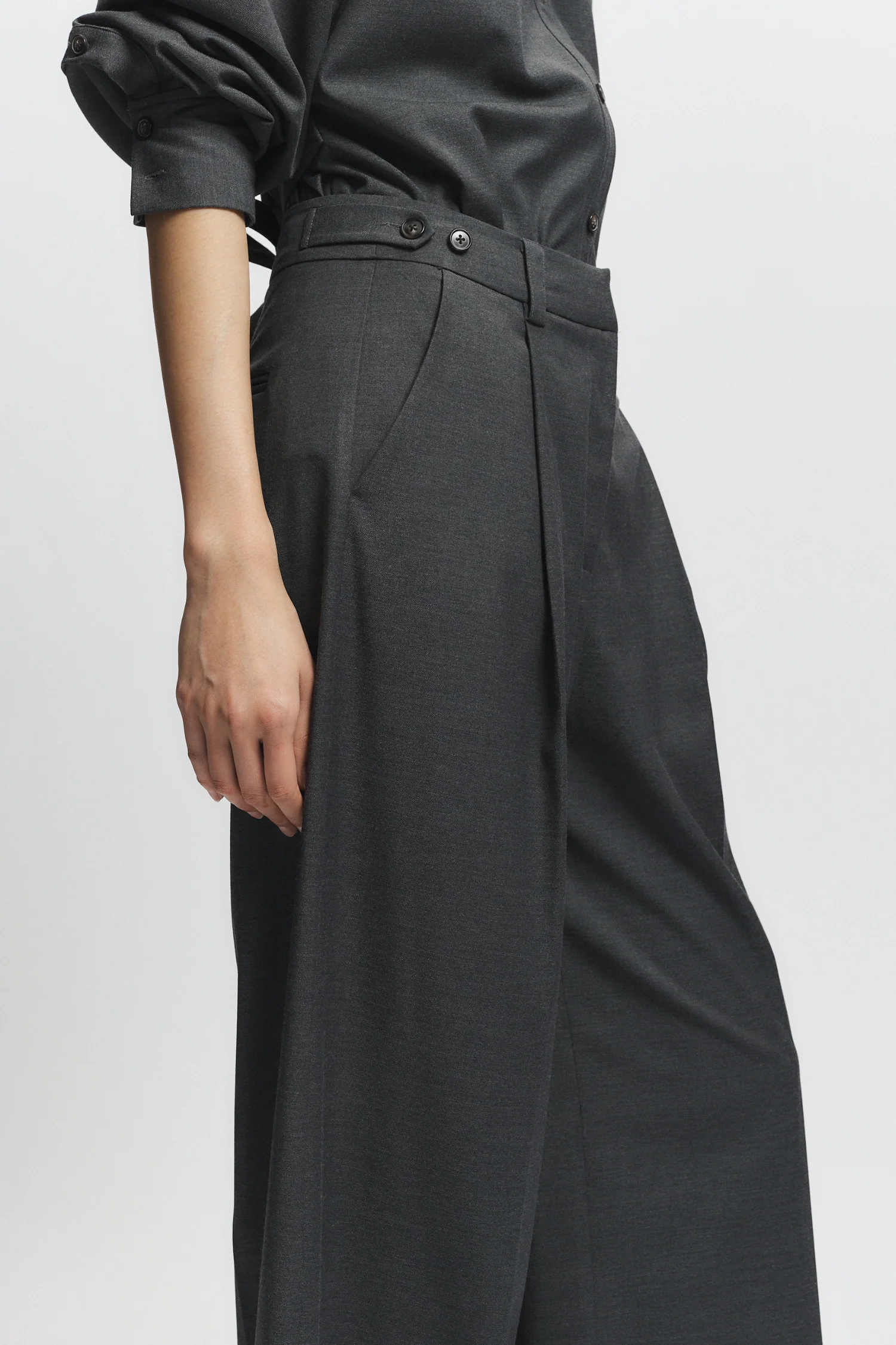 Eliam Wideleg Trouser, Dark Grey