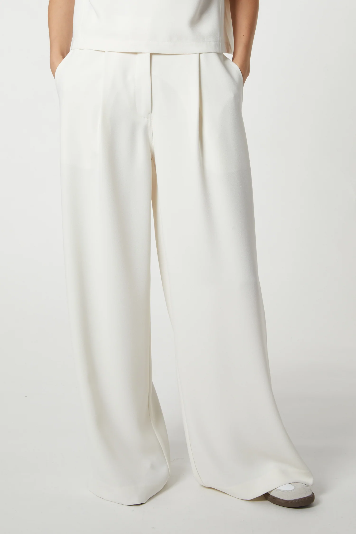 Neve Crepe Pant 5 Neve Crepe Pant