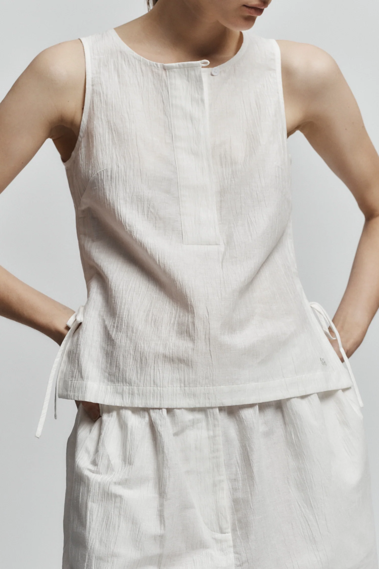 Joel Linen Crinkle Top, White