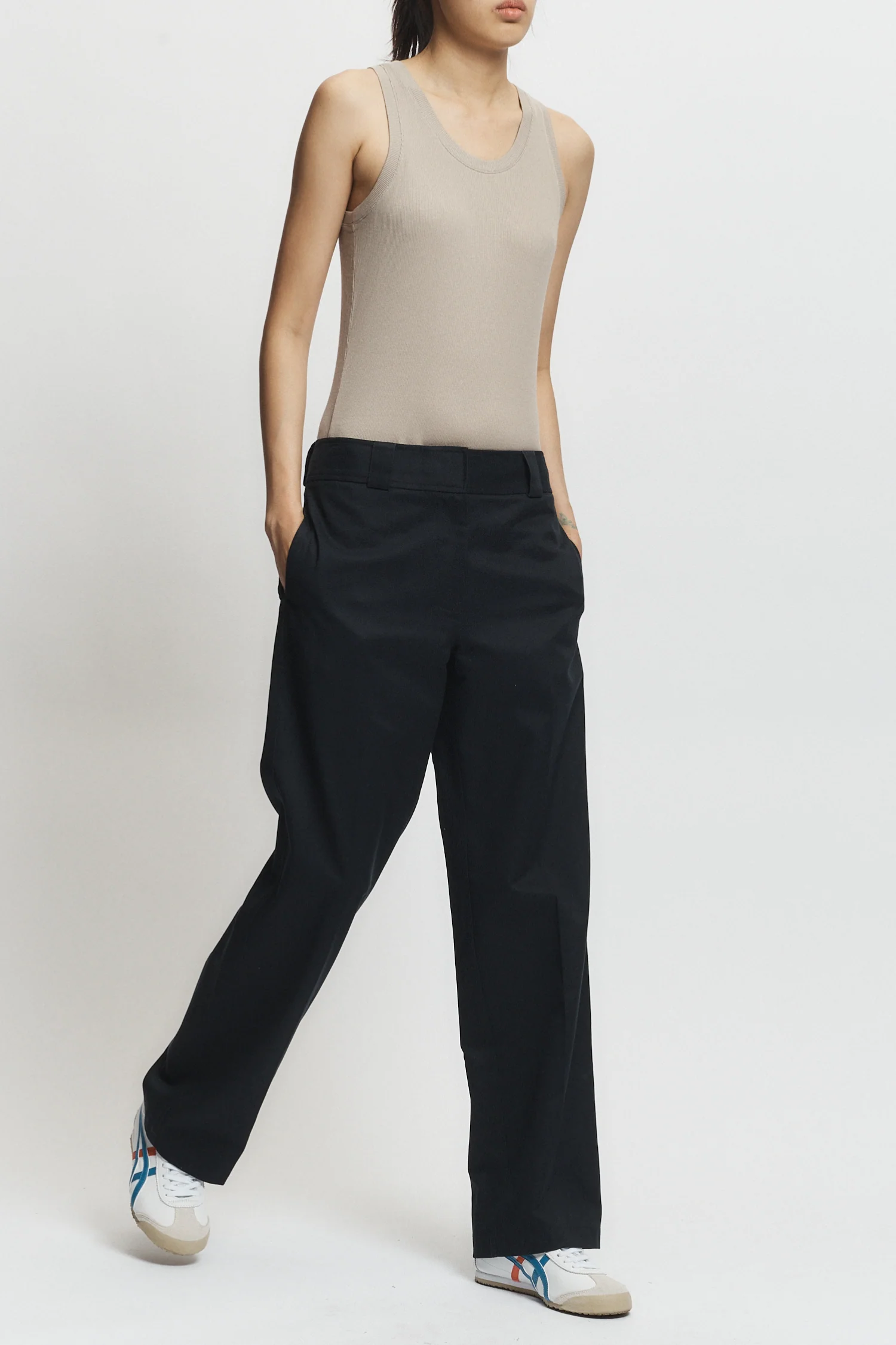 Nessa Pant, Navy 4 Nessa Pant, Navy
