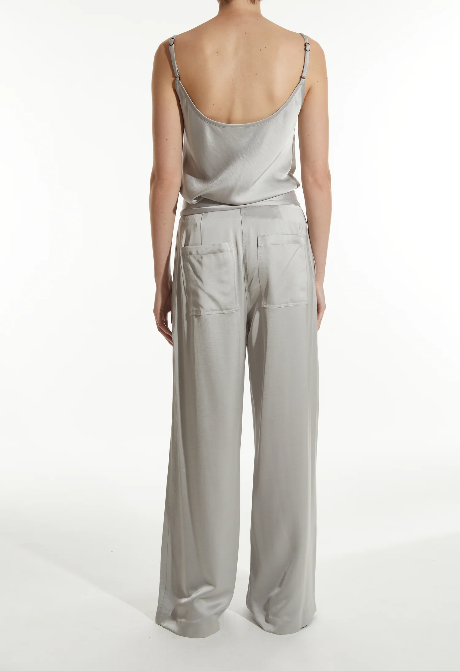 Neve Mid-Waisted Wideleg Trouser 10 Neve Mid-Waisted Wideleg Trouser