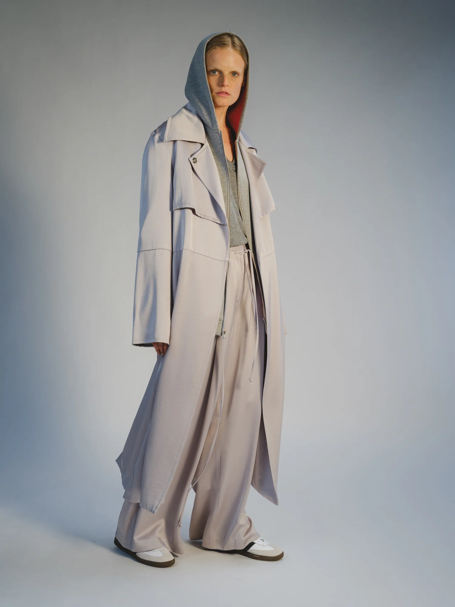 Neve Mid-Waisted Wideleg Trouser 8 Neve Mid-Waisted Wideleg Trouser