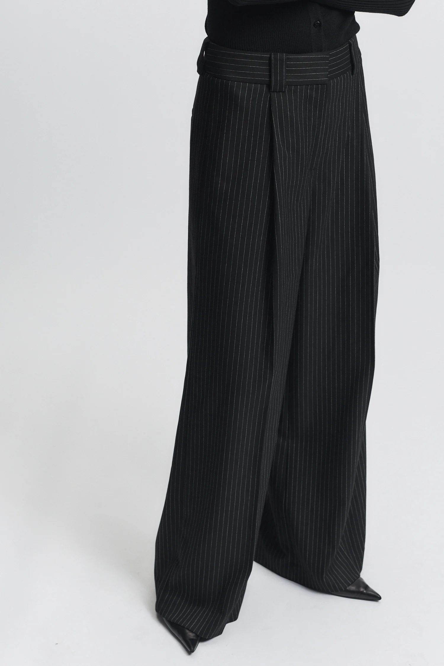 Tiffany Mid-Waisted Wideleg Trouser, Charcoal Pinstripe