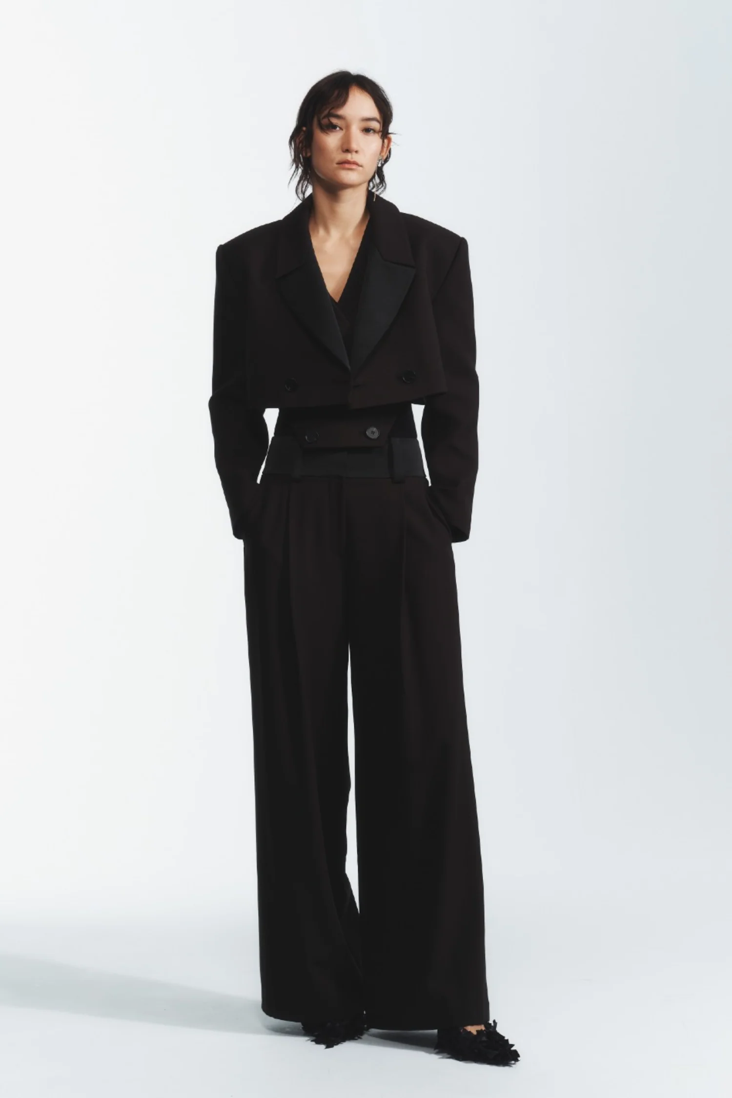 Yasmin Cropped Blazer, Black