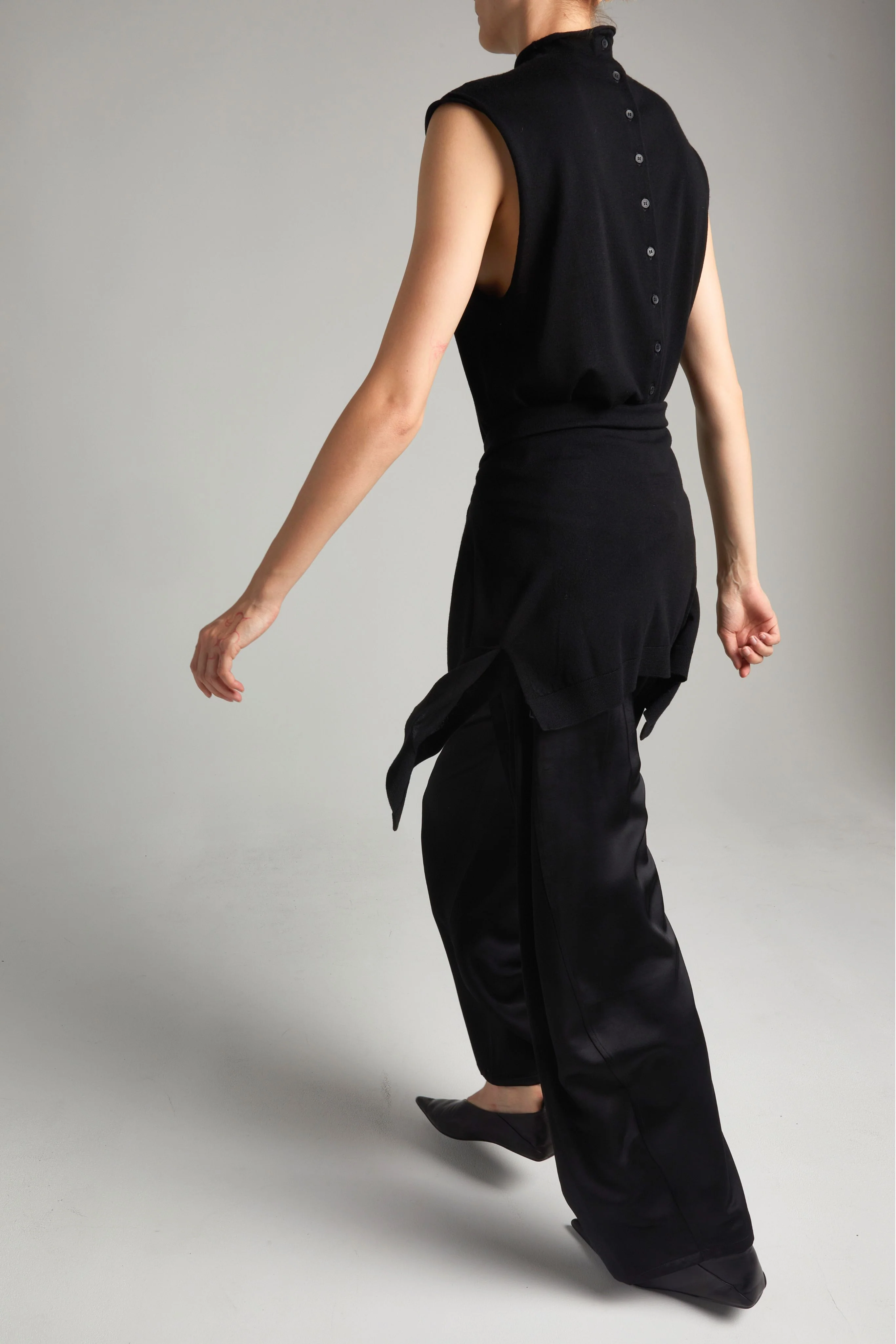 Brooke Sleeveless Sweater, Black 5 Brooke Sleeveless Sweater, Black